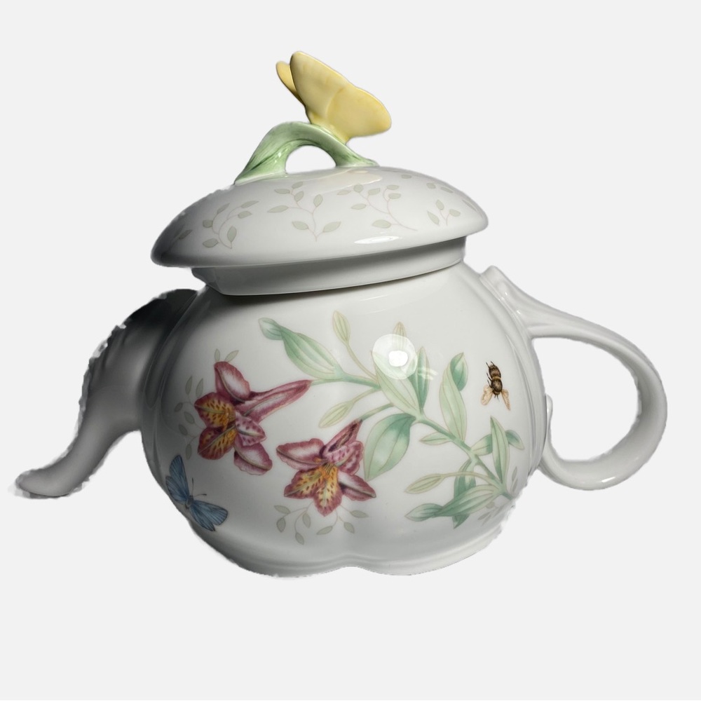 Lenox Butterfly Meadow Teapot With Flowers, Bee, and Ladybug Louise Le Luyer